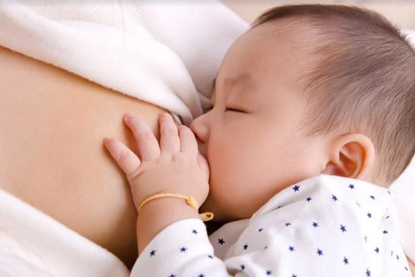 Chế độ dinh dưỡng dành cho mẹ sau sinh, các mẹ ghi nhớ ngay để khỏe mạnh, dồi dào sữa cho con
