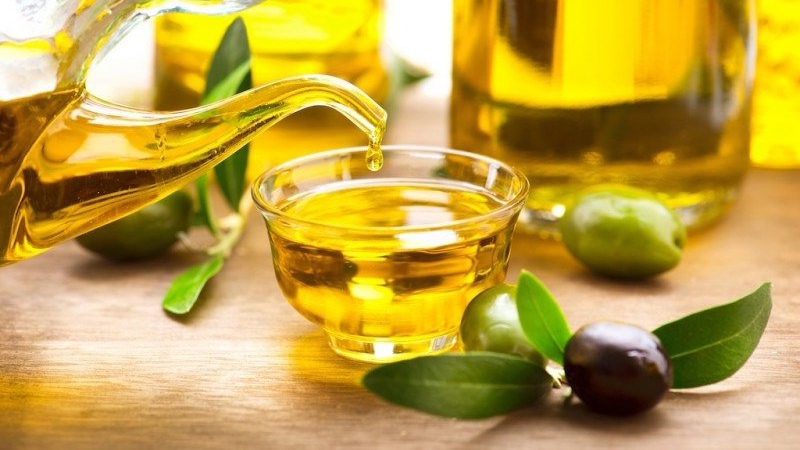Cách dưỡng da với dầu oliu như nào cho hiệu quả ?