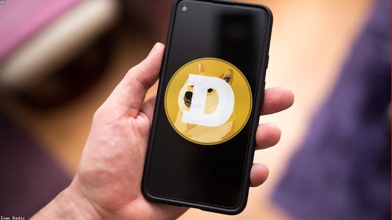 Nokia Clear Phone: Fact, Fiction, and Future — The Truth Behind the Transparent Smartphone Buzz - smartphone image 2